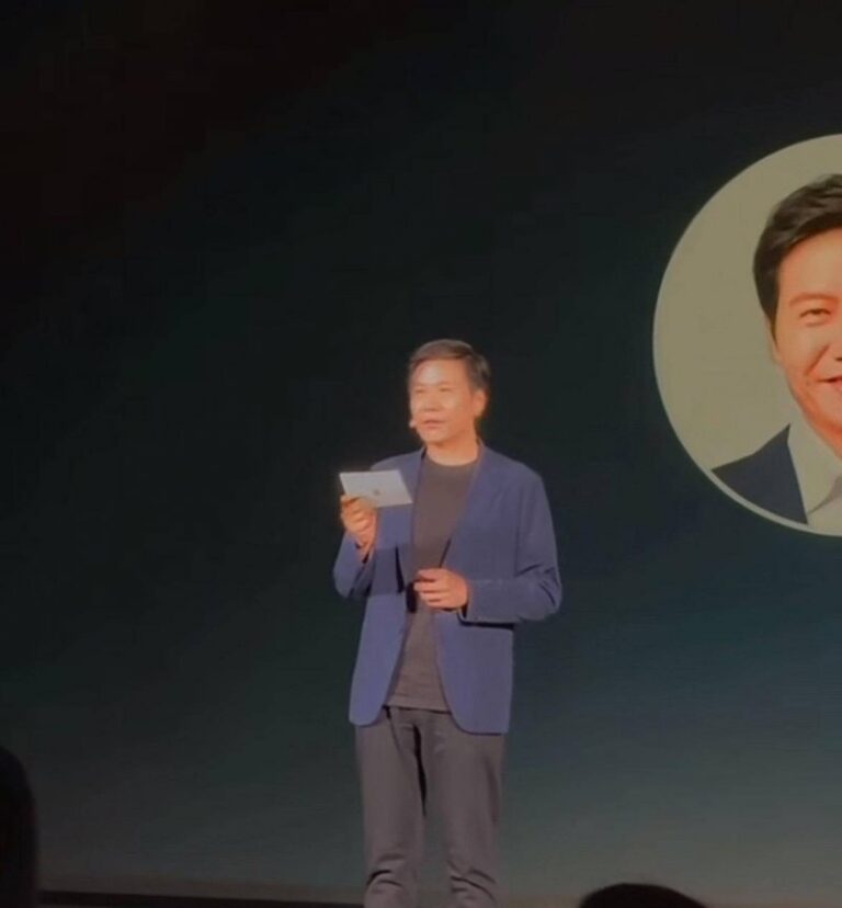 蓝莓MT4交平台台蓝莓外汇如何作用2025年股市走向？你准备好迎接变革了吗？